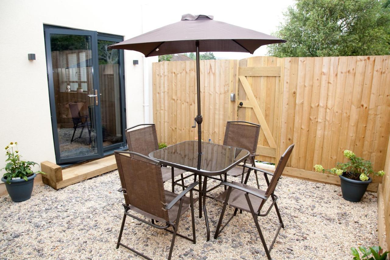 Little Elm - Luxury Home From Home, Free Parking, 30-40 Mins Walk From Bath City Centre Екстер'єр фото